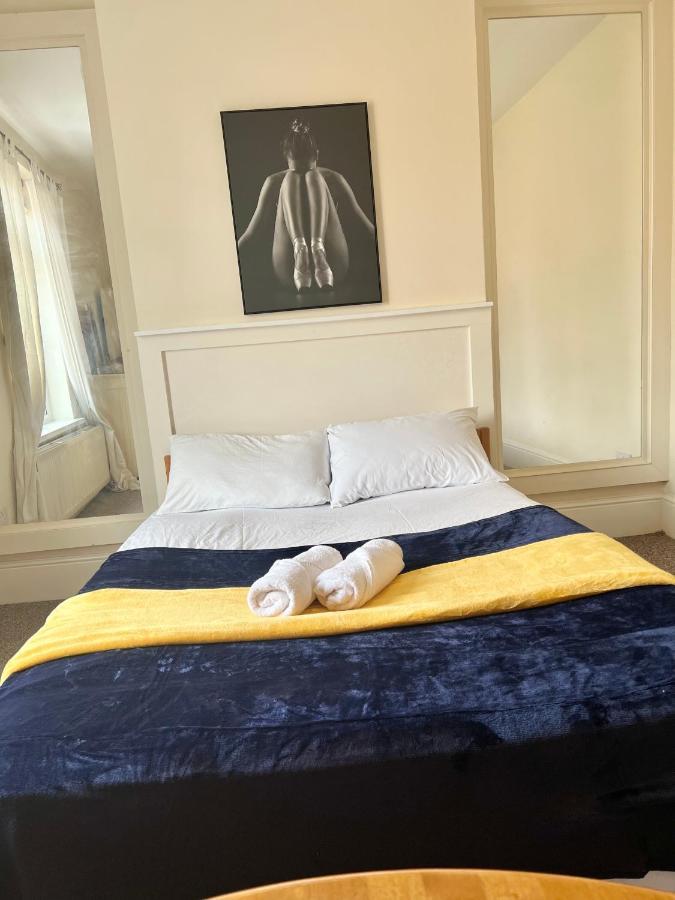 Aldgate Holiday Rooms Лондон Екстер'єр фото