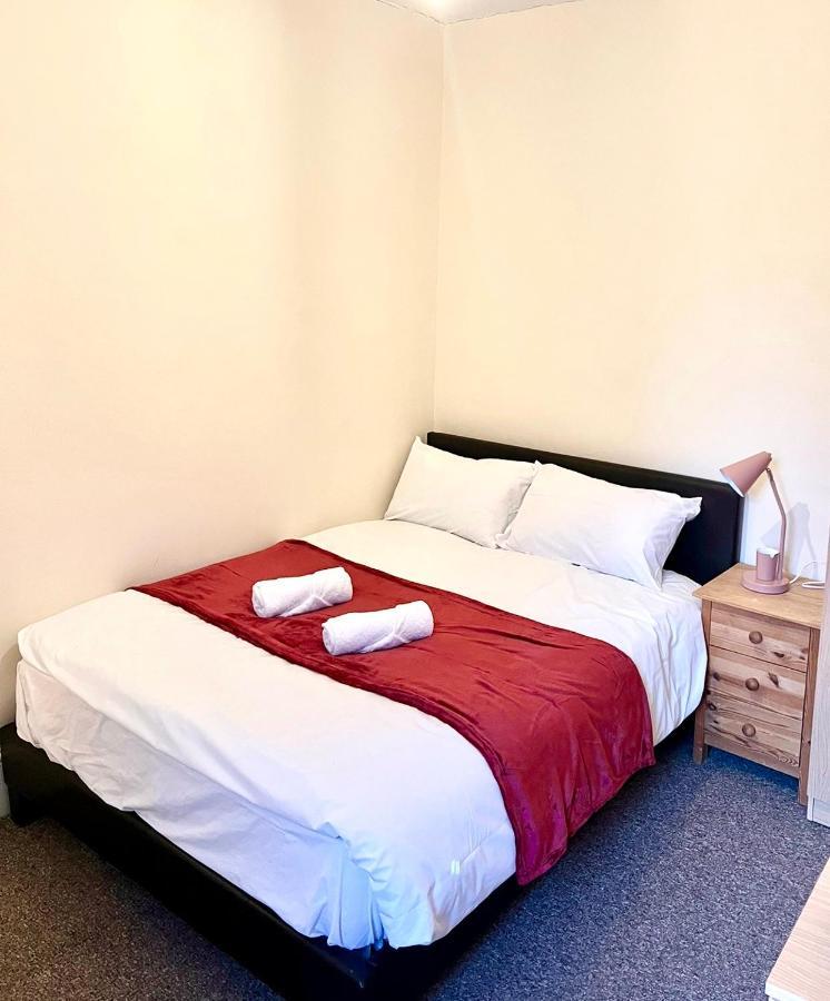 Aldgate Holiday Rooms Лондон Екстер'єр фото