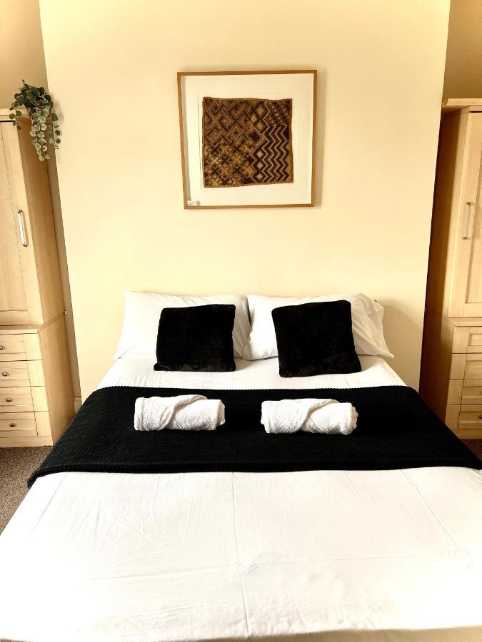 Aldgate Holiday Rooms Лондон Екстер'єр фото