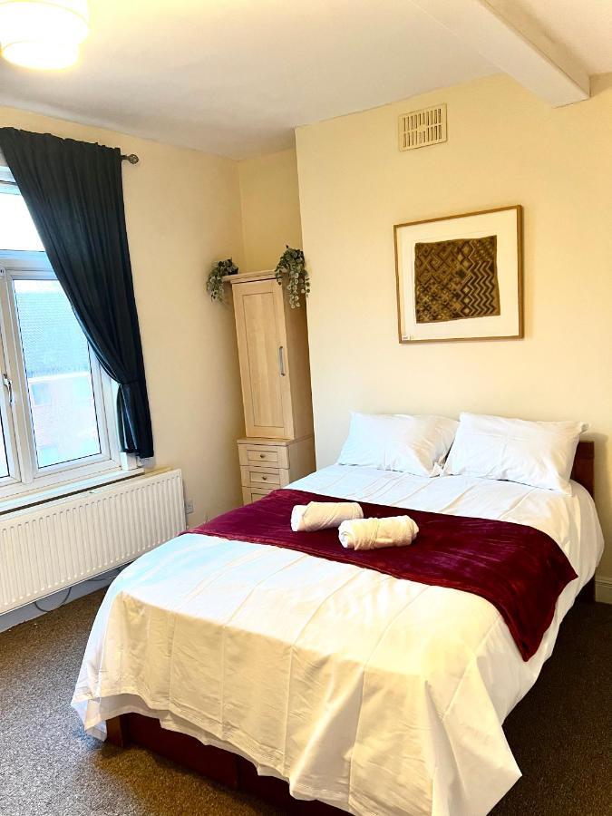 Aldgate Holiday Rooms Лондон Екстер'єр фото