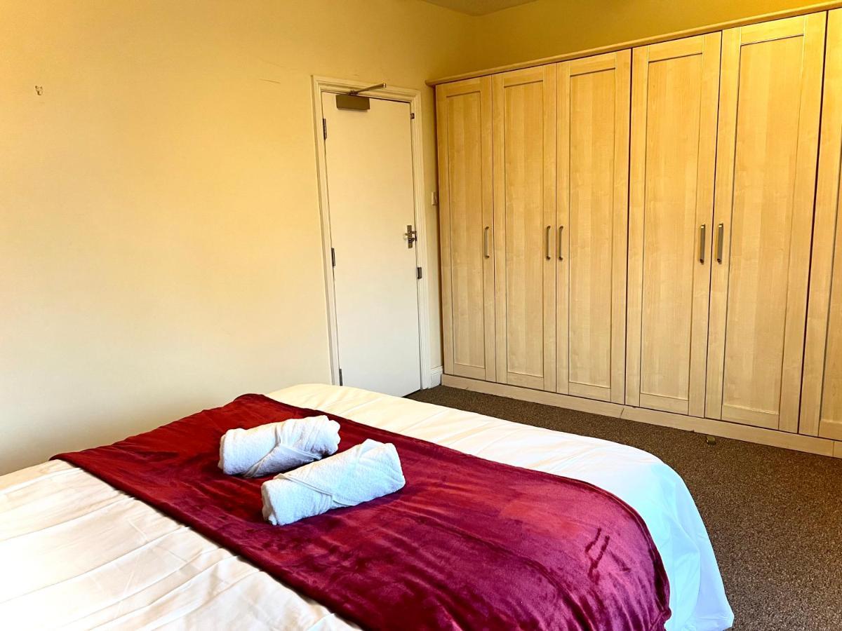 Aldgate Holiday Rooms Лондон Екстер'єр фото